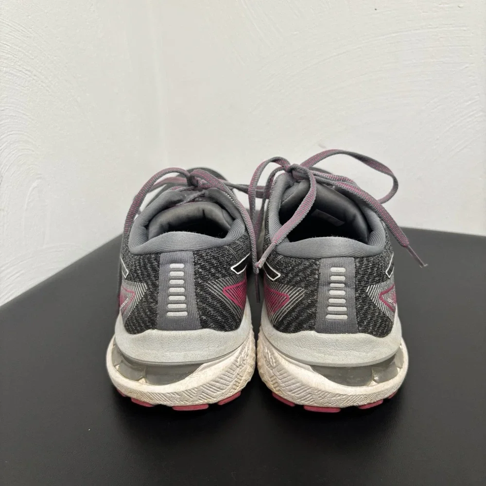 Asics good used
